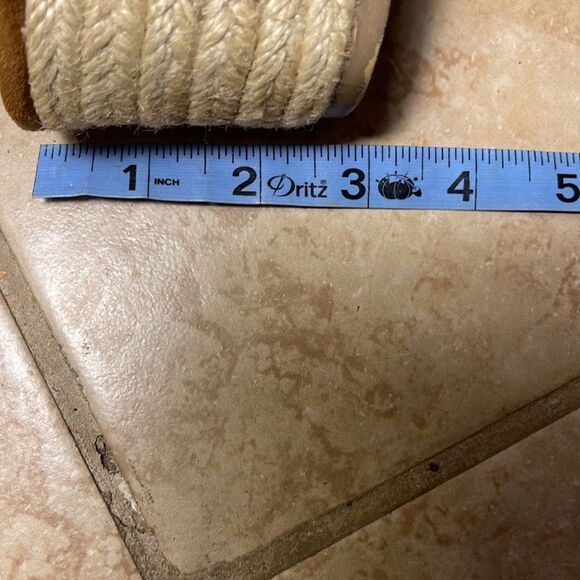 Tan suede Wedge sandals  - Picture 2 of 3